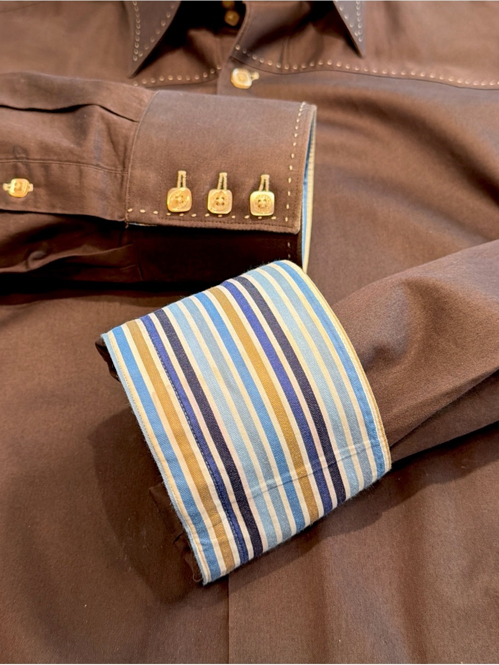 BOGOSSE Men’s Casual Button-Down Shirt with Contrast Stripe Lining & Cuffs - Picture 14 of 16